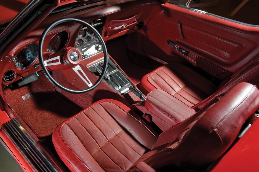  Chevrolet Corvette Convertible 1975 года  (фото 5 из 7)